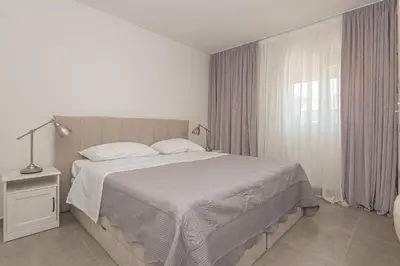 Krevet ili kreveti u jedinici u objektu Dazlina Resort New! 14 guests villa, Breakfast & Pool