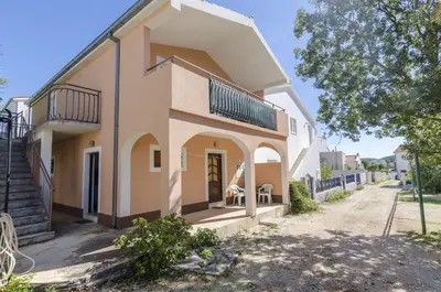 Zgrada u kojoj se nalazi apartman