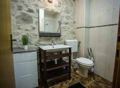 Kupaonica u objektu Apartments Stone House Murter