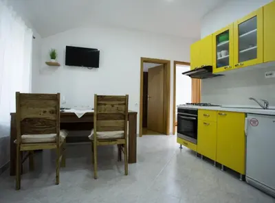 Kuhinja ili čajna kuhinja u objektu Apartments Stone House Murter