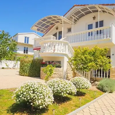 Apartmani Albina