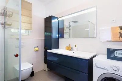 Kupaonica u objektu Apartman Brodarica Mladenka