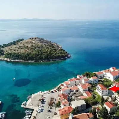 Apartments by the sea Tribunj
