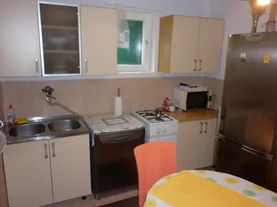 Kuhinja ili čajna kuhinja u objektu Apartment Kosor