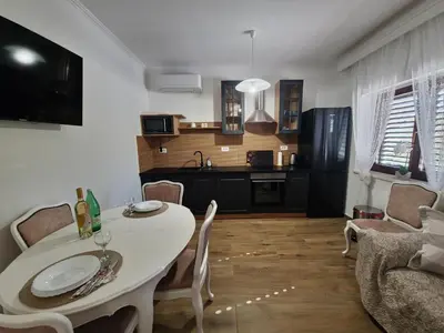 Kuhinja ili čajna kuhinja u objektu Gariful