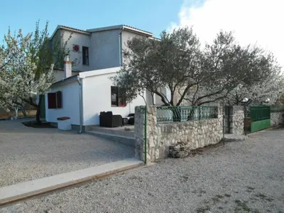 Zgrada u kojoj se nalazi apartman