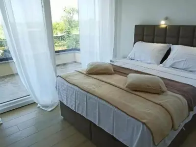 Krevet ili kreveti u jedinici u objektu Villa Sunrise with Outdoor Pool - 4 Bedroom & Pool