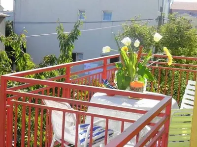 Vrt u objektu Apartments Villa Sarajevo - Two Bedroom Apartment with Terrace and Balcony