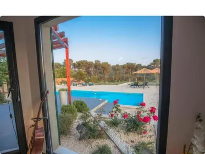 Bazen u objektu Villa P - Holiday Home ili u blizini