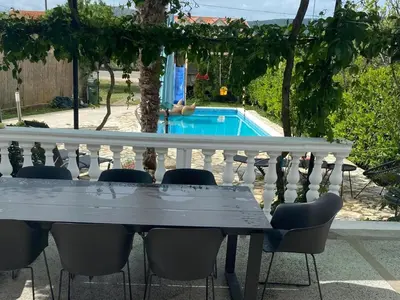 Bazen u objektu Holiday Home Krni ili u blizini