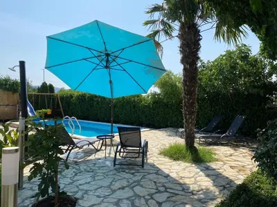 Bazen u objektu Holiday Home Krni ili u blizini