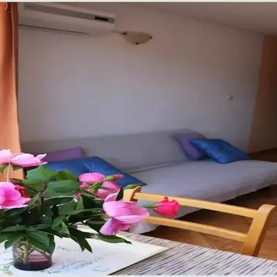 Apartments Juras - Studio Apartment with Sea View Mia