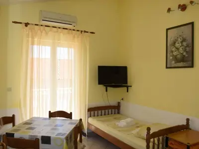 Krevet ili kreveti u jedinici u objektu Apartments Dana - One Bedroom Apartment 5