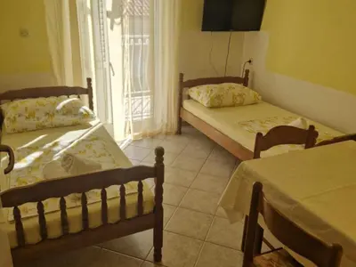 Krevet ili kreveti u jedinici u objektu Apartments Dana - One Bedroom Apartment 5