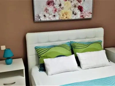 Krevet ili kreveti u jedinici u objektu Apartments Dea & Paula - Standard Two Bedroom Apartment with Terrace