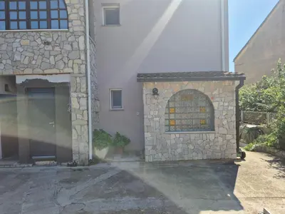 Zgrada u kojoj se nalazi apartman