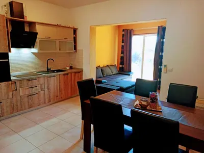 Kuhinja ili čajna kuhinja u objektu Apartment Maxim