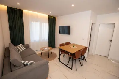 TV i/ili zabavni centar u objektu Apartment House LUX - Vodice