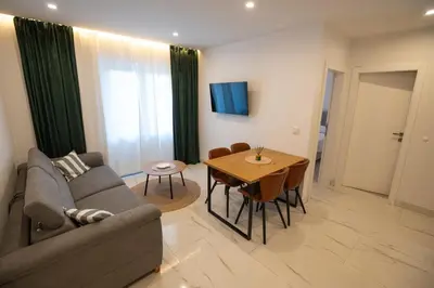 TV i/ili zabavni centar u objektu Apartment House LUX - Vodice