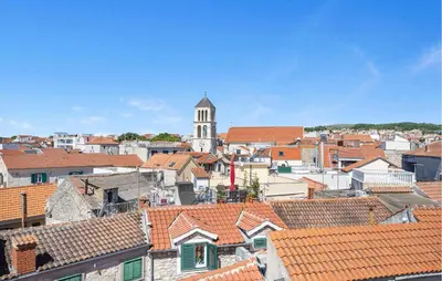 Pogled na grad 'Vodice' ili pogled na grad iz apartmana