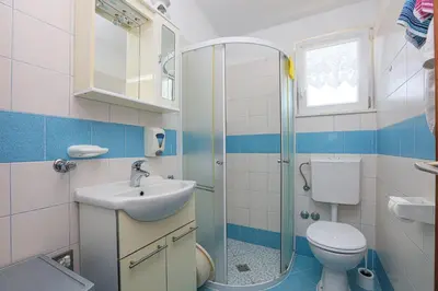 Kupaonica u objektu Apartments by the sea Rogoznica - 24598