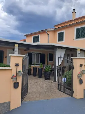 Zgrada u kojoj se nalazi privatni smještaj