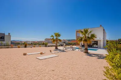 Bazen u objektu Oasi Adria - Villa Vodice ili u blizini