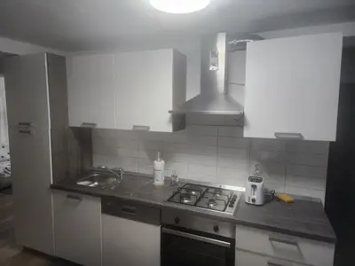 Kuhinja ili čajna kuhinja u objektu Summit