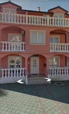 Zgrada u kojoj se nalazi apartman