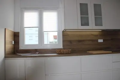 Kuhinja ili čajna kuhinja u objektu Ferienwohnung Vodice SJ1