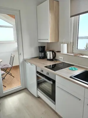 Kuhinja ili čajna kuhinja u objektu Ana Apartment