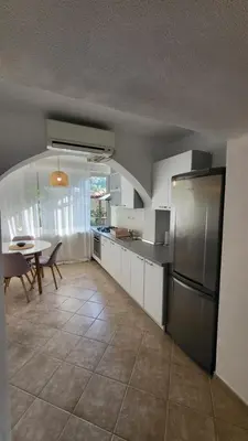 Kuhinja ili čajna kuhinja u objektu Apartman Sirius