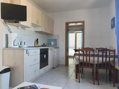 Kuhinja ili čajna kuhinja u objektu Villa Nicky IV