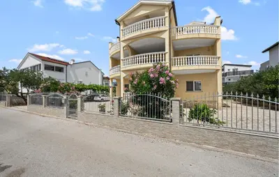 Zgrada u kojoj se nalazi apartman