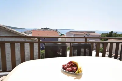 Balkon ili terasa u objektu Apartmani Karmen