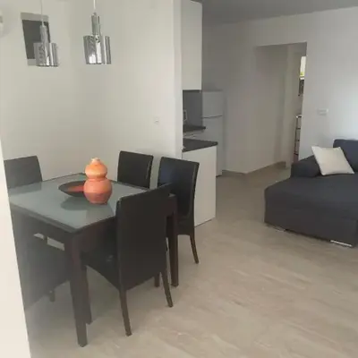 Apartmani H