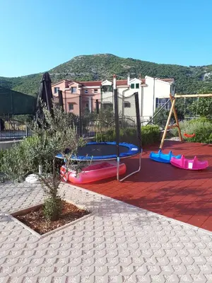 Bazen u objektu Apartment Bamba ili u blizini