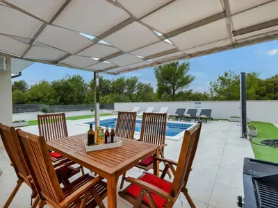Bazen u objektu Villa Shaula 2 - Three Bedroom House with Pool ili u blizini