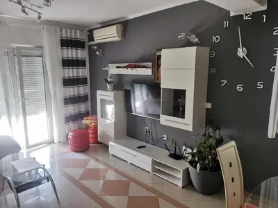 TV i/ili zabavni centar u objektu Apartment Toni