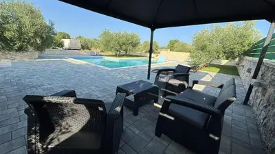 Bazen u objektu Barba Ive - Holiday Home with Pool ili u blizini