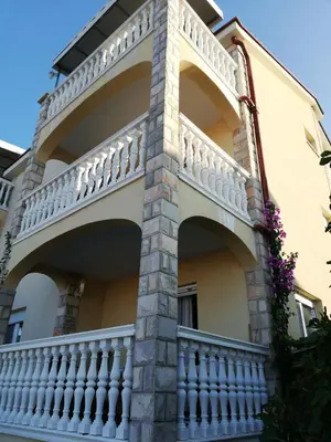Zgrada u kojoj se nalazi apartman