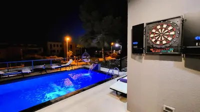 Bazen u objektu Apartment Eleganza ili u blizini