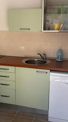 Kuhinja ili čajna kuhinja u objektu House Anita