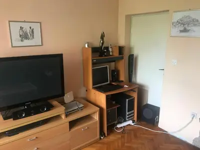TV i/ili zabavni centar u objektu Andrea Holiday Home