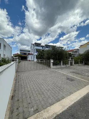 Zgrada u kojoj se nalazi apartman
