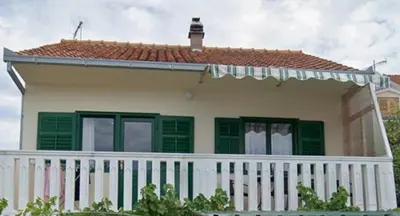Zgrada u kojoj se nalazi apartman
