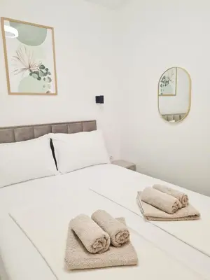 Krevet ili kreveti u jedinici u objektu Dream Apartments Tribunj A2