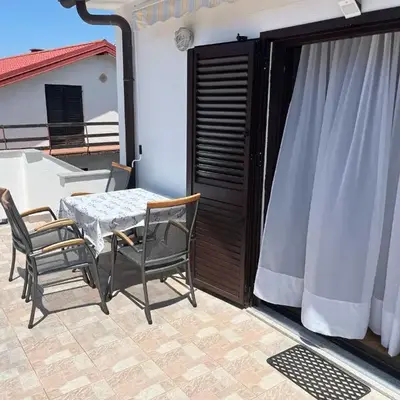 Apartment house RUSAN Vodice