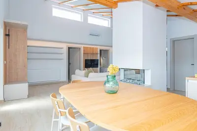 Tlocrt objekta Luxury 2BR Penthouse in Villa with Pool