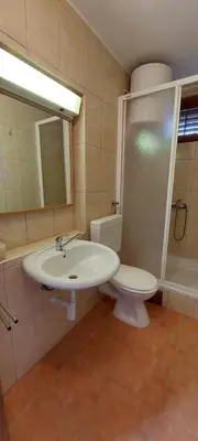Kupaonica u objektu Apartmani Mima - Shoreline house